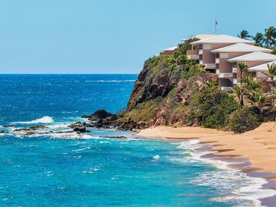 https://pixabay.com/photos/antigua-sea-waves-caribbean-beach-4595036/